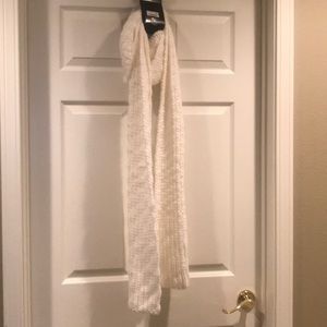 NWT Scarf